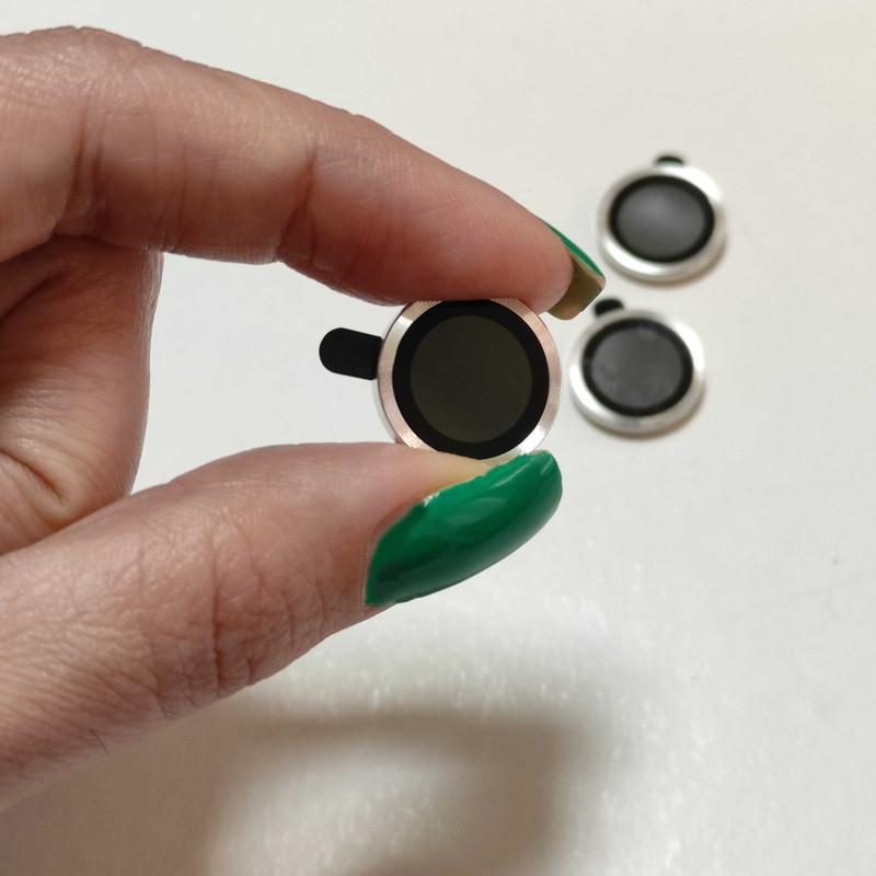 محافظ لنز دوربین لایونکس مدل RING-LENS مناسب برای گوشی موبایل اپل iPhone 14