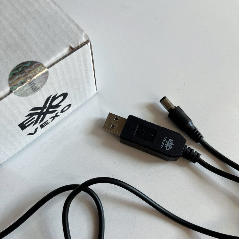 کابل تبدیل USB به DC وکسو مدل 12V طول ۱ متر