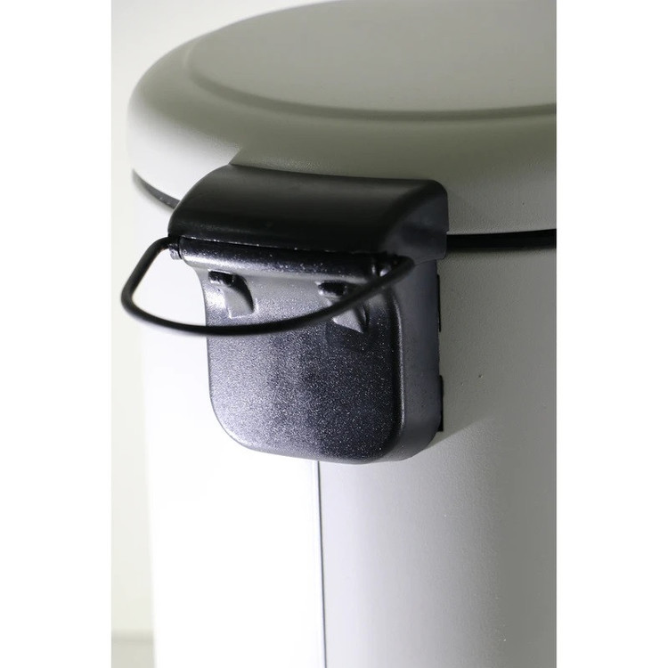 سطل زباله پدالی بی.وی.کی مدل MD 1032 گنجایش 12 لیتر